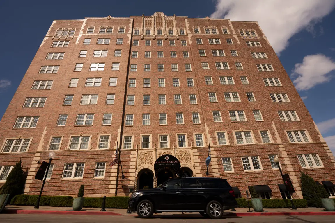 Tulsa's Ambassador Hotel